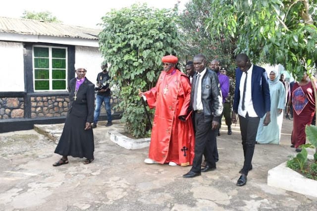 ‘ Shakahola Ndogo! ‘ Police rescue 8 patients ‘detained’ in Father John Pesa’s church in Kisumu