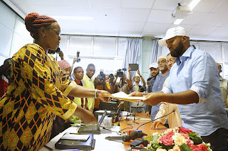 Hassan Joho cleared by IEBC. PHOTO | Courtesy “Joho! Joho! Joho Tano Tena” People Chanted as Ali Hassan Joho cleared by the IEBC despite fake certificates allegations.