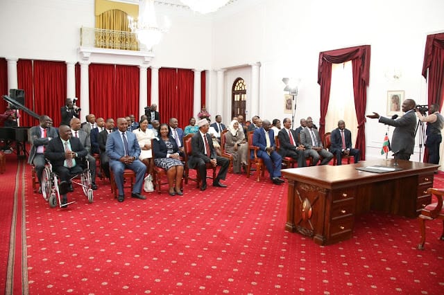 H.E. President William Ruto meeting Jubilee MPs, led by Adan Keynan, at State House. H.E. President William Ruto meeting Jubilee MPs, led by Adan Keynan, at State House.