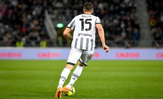 Why Juventus need to beat AC Milan despite points deduction penalty