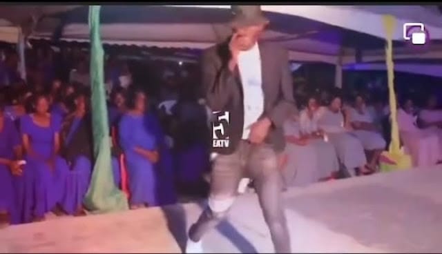 [VIDEO] Tanzania pastor summoned Michael Jackson’s spirit, possessed young man, and began to dance