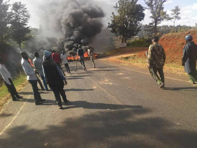 Uhuru Kenyatta heckled in Meru over six pieces vote as people reject Kiraitu Murungi openly.