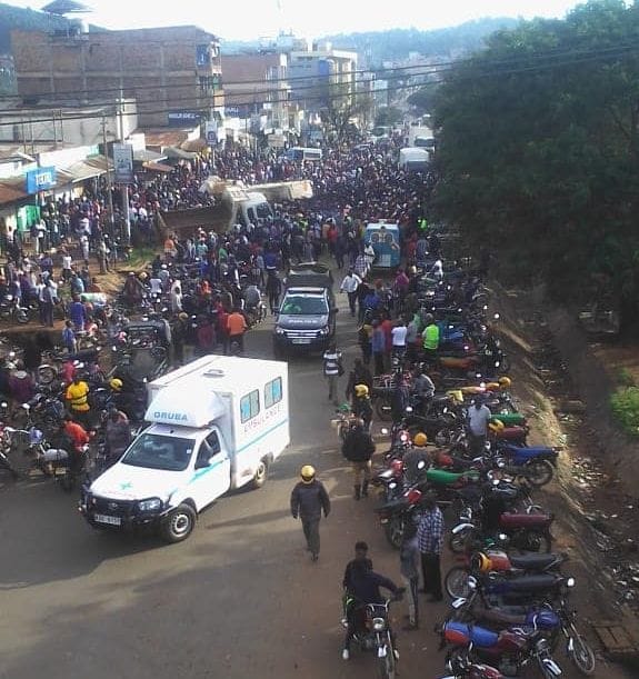 Raila sends condolences after over 25 people feared dead in a Migori Town accident involving a rice-carrying lorry
