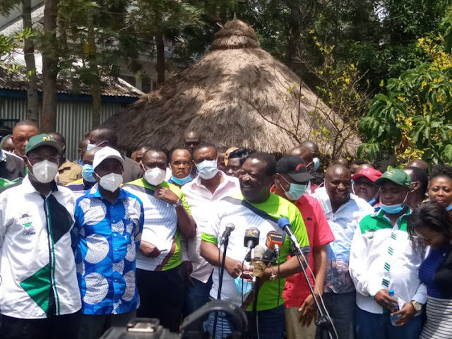 Uhuru hints at working with Ruto after NASA fallout as they chair a cabinet meeting