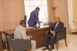NASA claimed the votes battlefields are their. Odinga welcomes Ali Mwakwere in his office. PHOTO | Courtesy NASA claimed the votes battlefields are their. Odinga welcomes Ali Mwakwere in his office. PHOTO | Courtesy