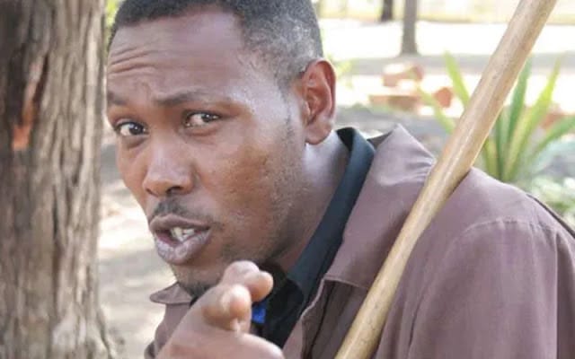 [VIDEO] Tahidi High actor Kamau Kinuthia alias Omosh cries for being broke in a viral Video