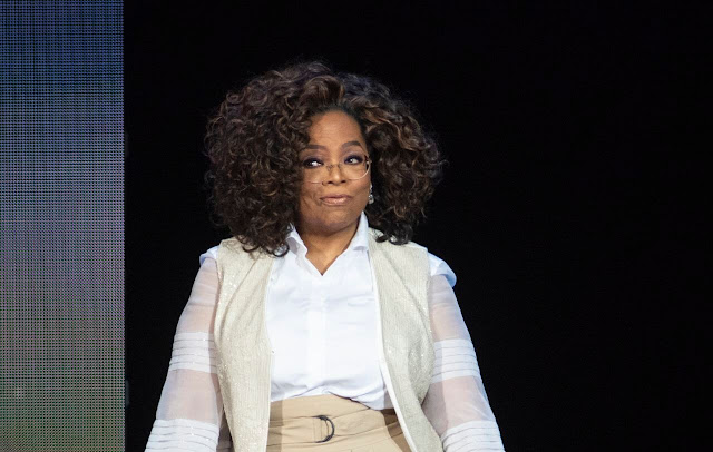 Oprah Winfrey trending on false information Oprah Winfrey just sanitizing and self-distancing on Covid-19, haven’t been raided or arrested