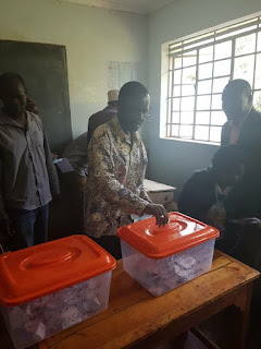 Ranguma and Prof. Peter Nyong’o both recieved ODM nomination certificates in Kisumu.