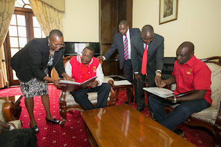 President Uhuru Kenyatta Cleared by IEBC and expected to address Jubilee supporters at Uhuru Park.