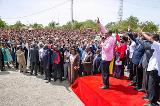 President Uhuru Kenyatta today commissioned a multi-billion project at Kitui. The project which is estimated cost taxpayer 4.2 billion. PHOTO | PSCU President Kenyatta launching a road project in Kitui. PHOTO | PSCU