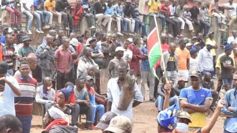 [PHOTOS] Azimio leader Raila Odinga unusual entrace from JKIA to Kamukunji grounds surprises UDA 