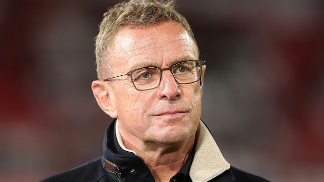 Ralf Rangnick finalises a deal at Manchester United photo Ralf Rangnick finalises a deal at Manchester United photo