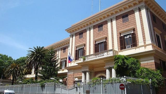 Italian navy arrested after being caught handing over secret documents to the Russian army