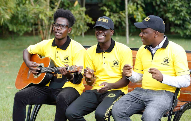 Deputy President William Ruto with sote pamoja youths photo Sote Pamoja – DP William Ruto says Technical training curriculum to include Performing art courses