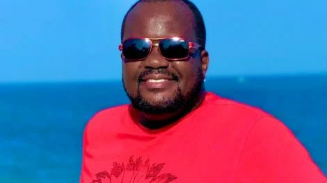 Kakamega tycoon Ssemi Aina flaunts more cash as he salivates for Kakamega Senatorial seat