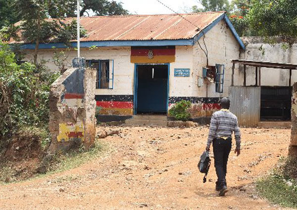 Sheryl Awino, 19, Form Three student who attacked two Policemen freed for lack of P3 form