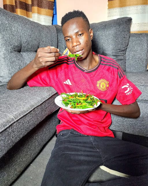 Zachariah Kariuki photo Riggy G impersonator KK Mwenyewe in hospital after Man United defeat