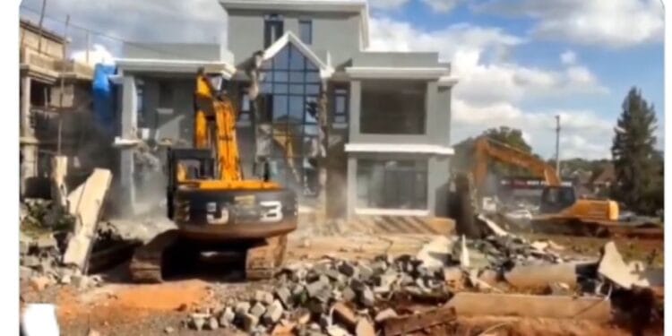 Marurui demolition