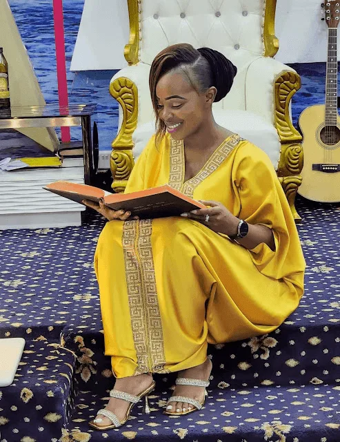 Kikuyu gospel singer Mary Lincoln ordination photo Kikuyu gospel singer Mary Lincoln ordination photo