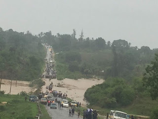 Mbogolo bridge and Kwakadzengo seasonal lake overflows the Mombasa- Kilifi road.