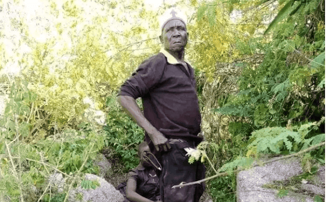 Roho amekula huyu! Roho Israel Church Bishop, 78, caught in the bush with a 13-year-old teen 