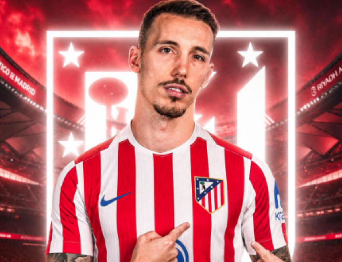 Alejandro Grimaldo from Bayer Leverkusen