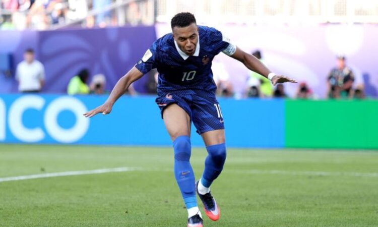 Paraguay GK Orlando Gill on Kylian Mbappé